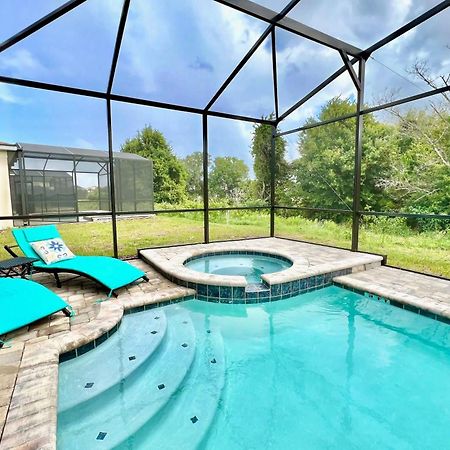 Stunning Rare Lake Front 7Br Holiday Home - Sleeps 14 - Pool, Hot Tub, & Games! Orlando Exteriör bild