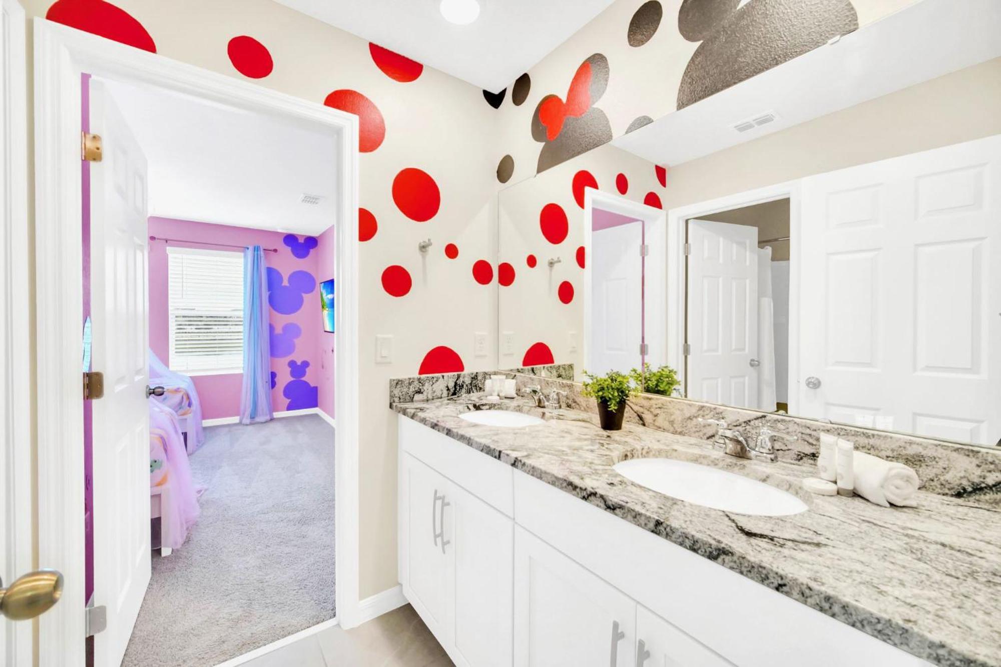 Stunning Rare Lake Front 7Br Holiday Home - Sleeps 14 - Pool, Hot Tub, & Games! Orlando Exteriör bild