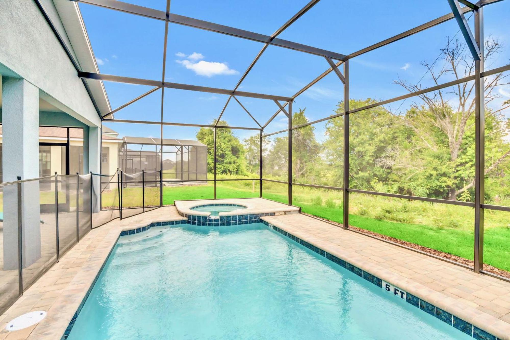 Stunning Rare Lake Front 7Br Holiday Home - Sleeps 14 - Pool, Hot Tub, & Games! Orlando Exteriör bild